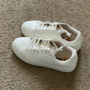 Women's White Sneakers